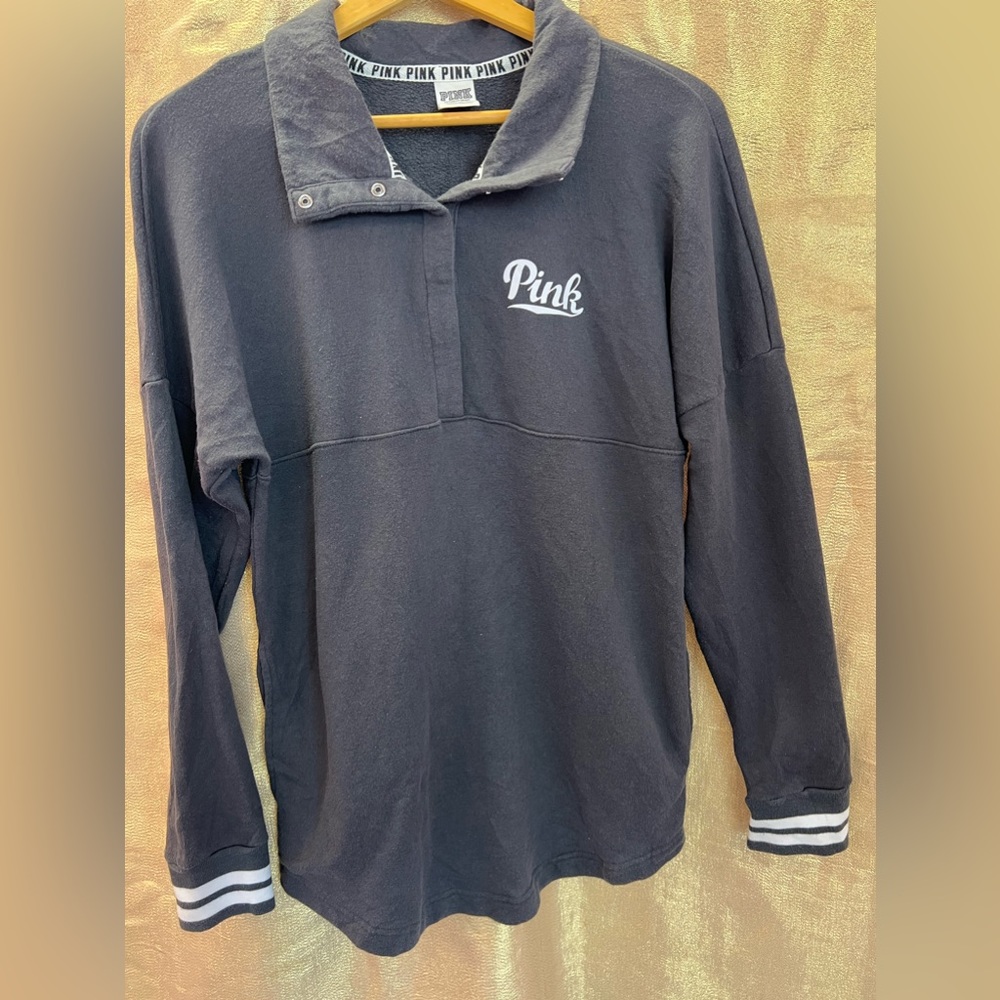 VS PINK SWEATSHIRT WITH BUTTONS